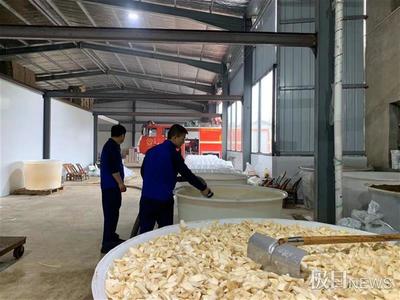 36噸泡菜遭遇斷水危機，消防10噸馳援保生產